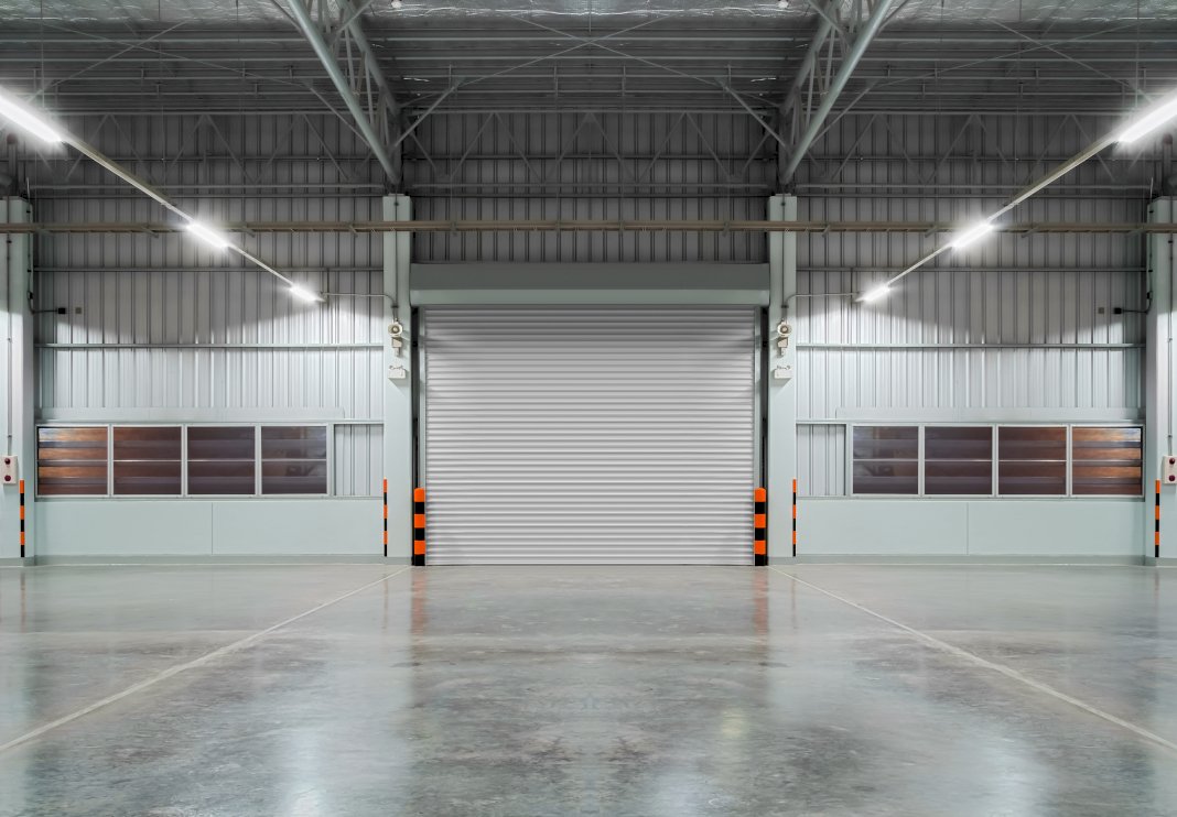 how to reduce the risk of employee injuries in warehouses