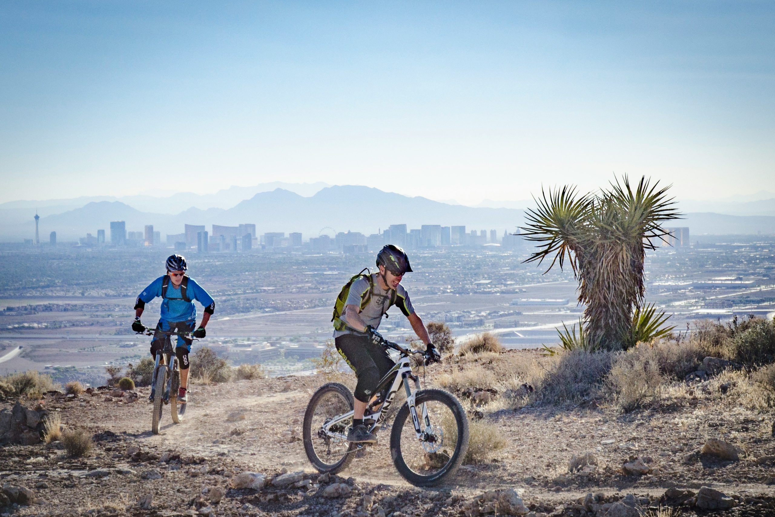 Bundok biker zma1m6vrekw unsplash Young Leaders bicycle accident injuries in las vegas and how cyclists can protect their claims
